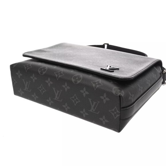 LOUIS VUITTON Monogram Eclipse District PM NV2 Black/Noir/Gray - Picture 4 of 14